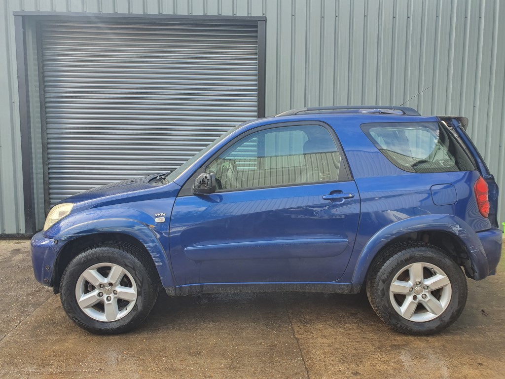 REF 234 TOYOTA RAV 4 XT3-VVTI MK2 2.0 PETROL 2004 AUTO 4 SPEED