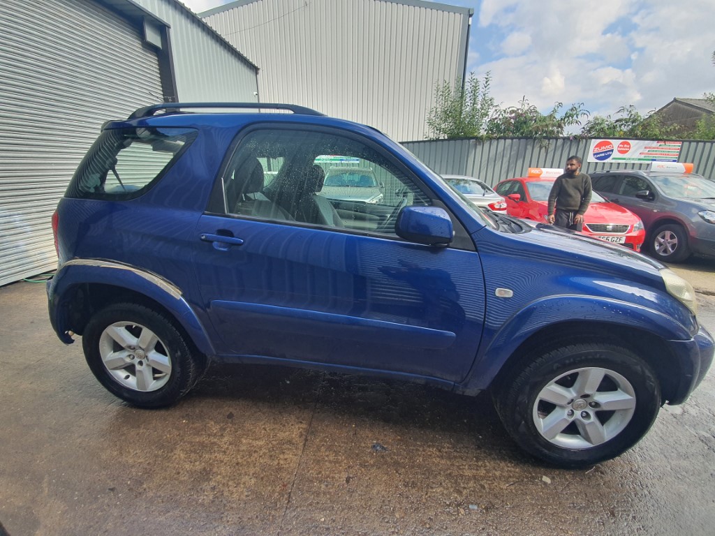 REF 234 TOYOTA RAV 4 XT3-VVTI MK2 2.0 PETROL 2004 AUTO 4 SPEED