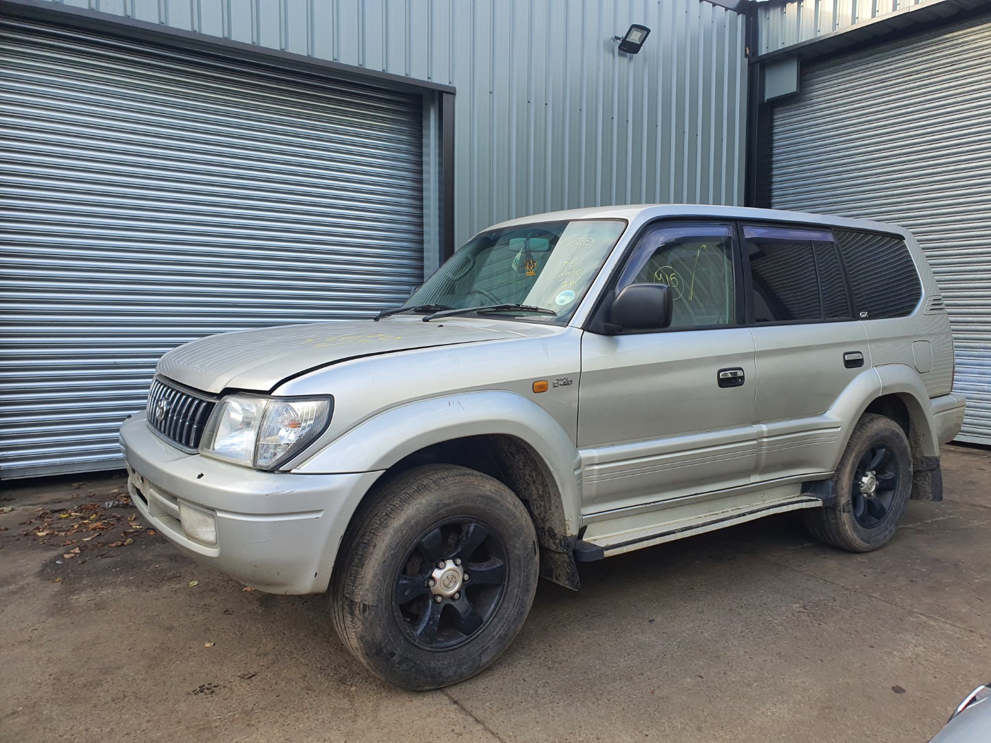 REF 240 TOYOTA LANDCRUISER 2002 3.0D4D AUTO 4 SPEED