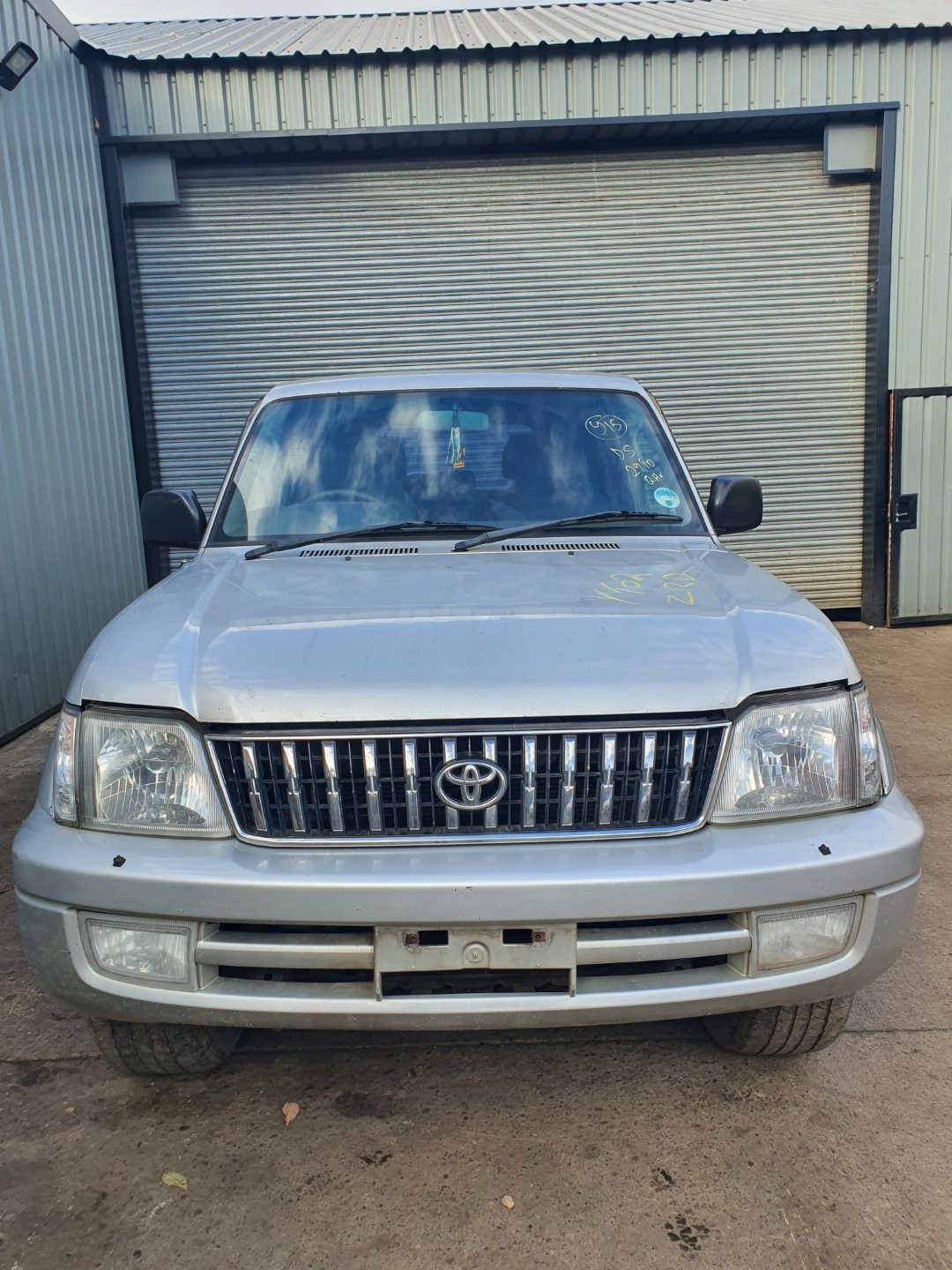 REF 240 TOYOTA LANDCRUISER 2002 3.0D4D AUTO 4 SPEED