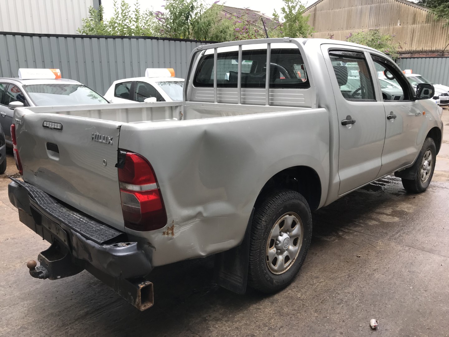 REF 274 TOYOTA HILUX DCB 2013 2.5D4D 5 SPEED MANUAL