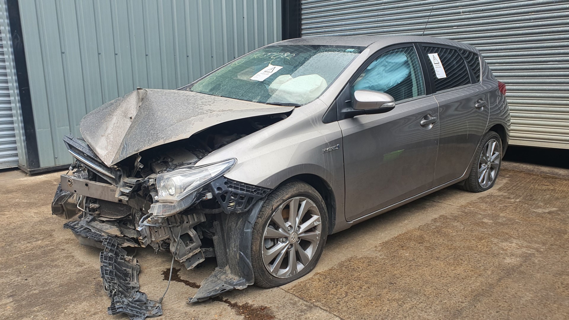 REF 282 TOYOTA AURIS HYBRID 2013 1.8 PETROL HYBRID AUTO