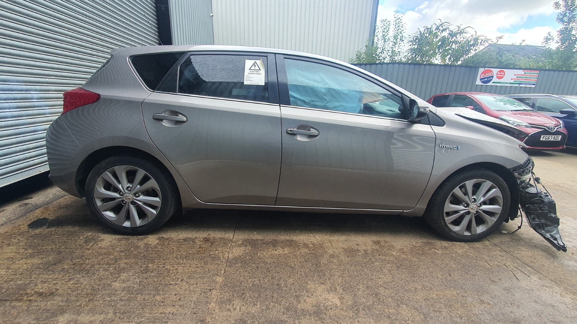 REF 282 TOYOTA AURIS HYBRID 2013 1.8 PETROL HYBRID AUTO
