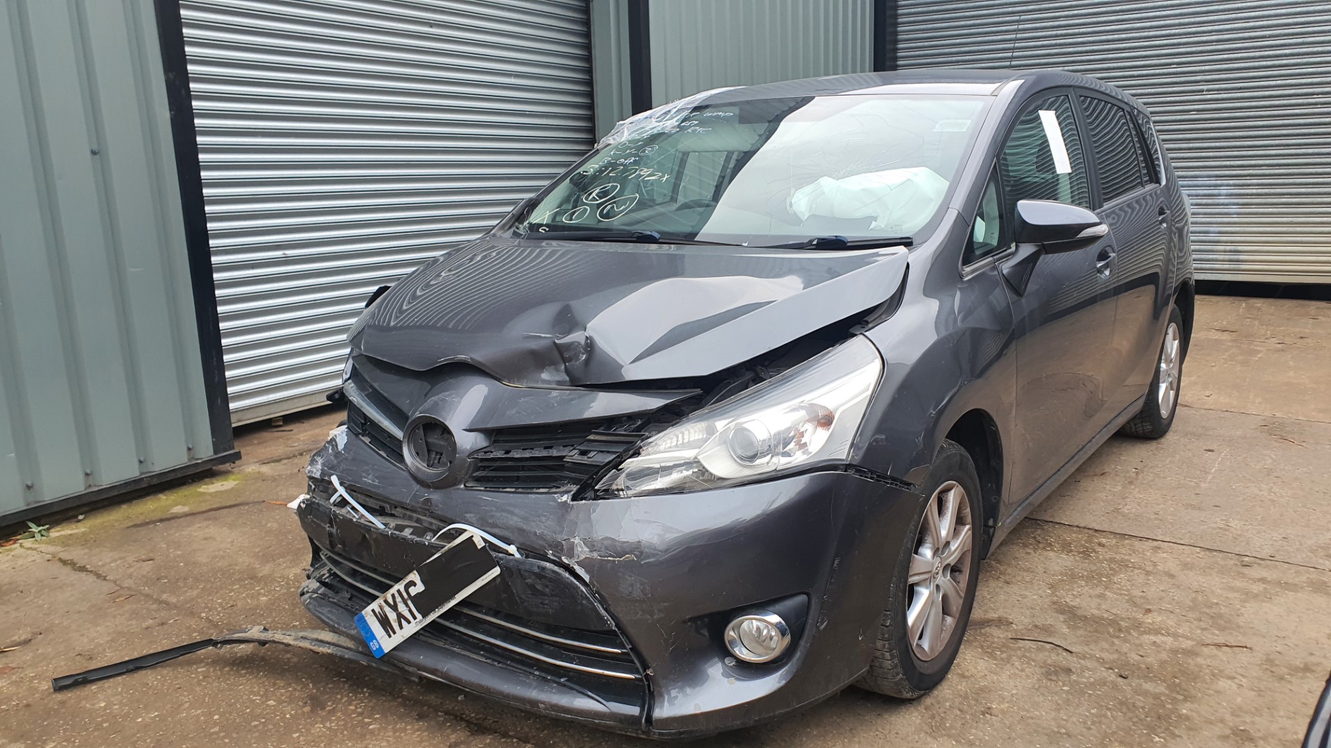 REF 285 TOYOTA VERSO MK2 2016 1.6D4D 1WW 6 SPEED MANUAL