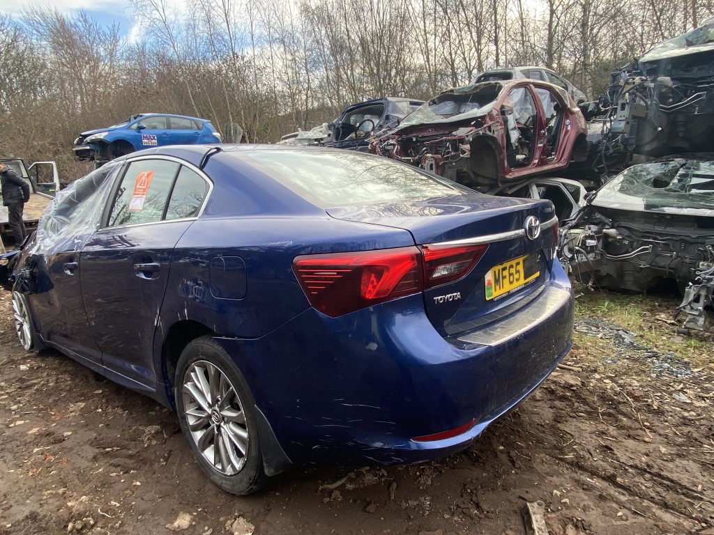 REF 308 TOYOTA AVENSIS MK3 2017 1WW 1.6 6 SPEED MANUAL