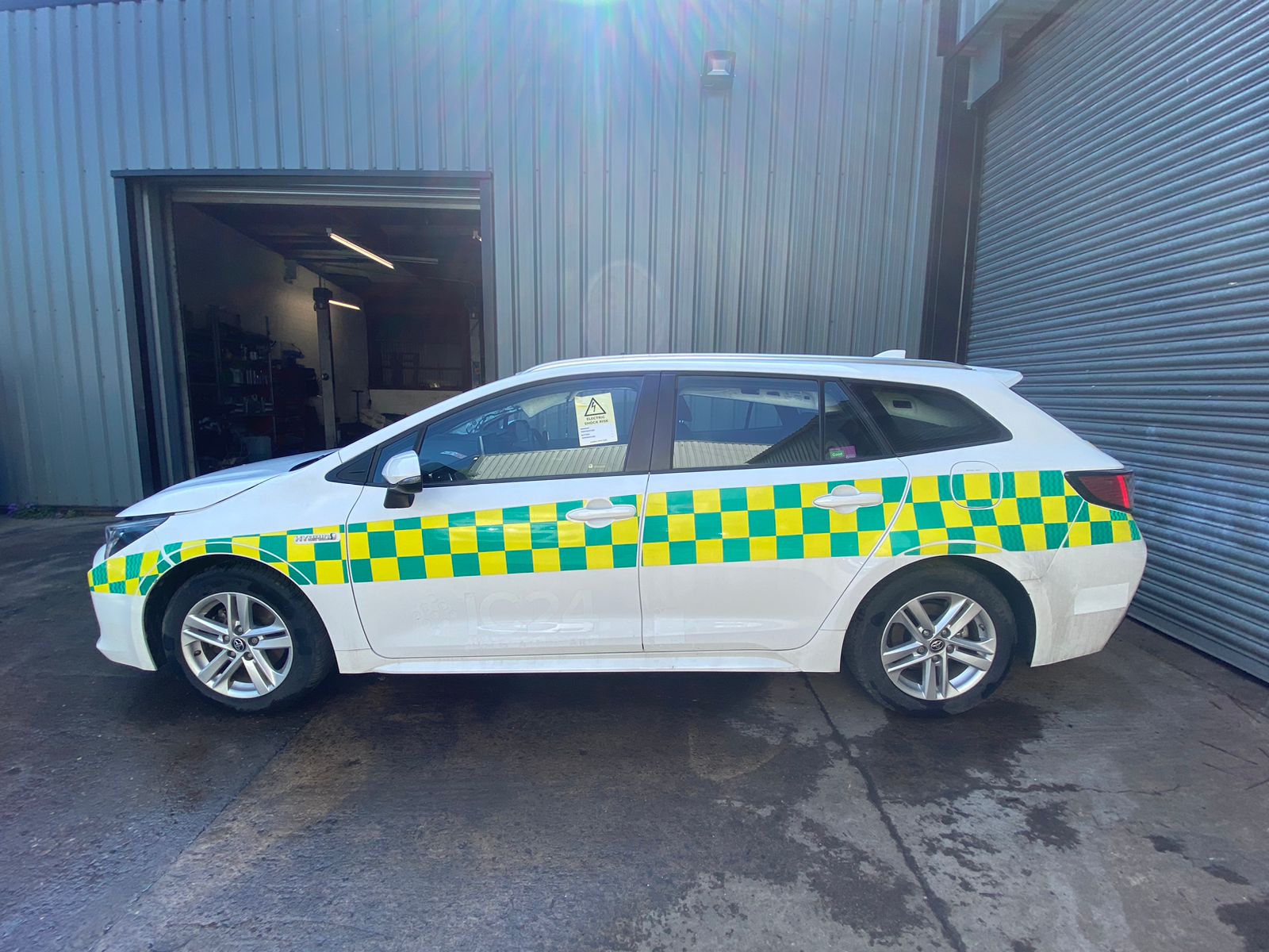 REF 321 TOYOTA COROLLA ICON ESTATE 2021 1.8 PETROL HYBRID