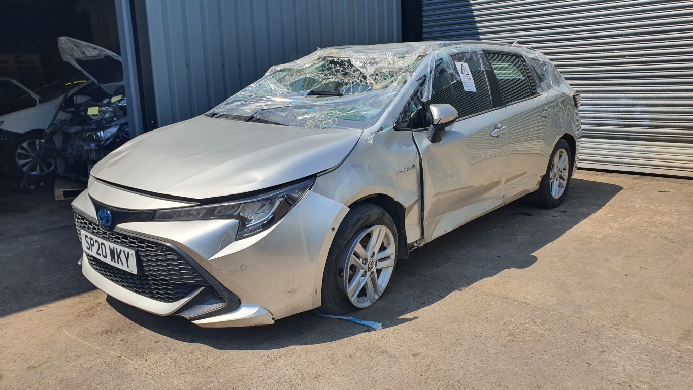 REF 324 TOYOTA COROLLA ICON TECH 2020 1.8 PETROL HYBRID