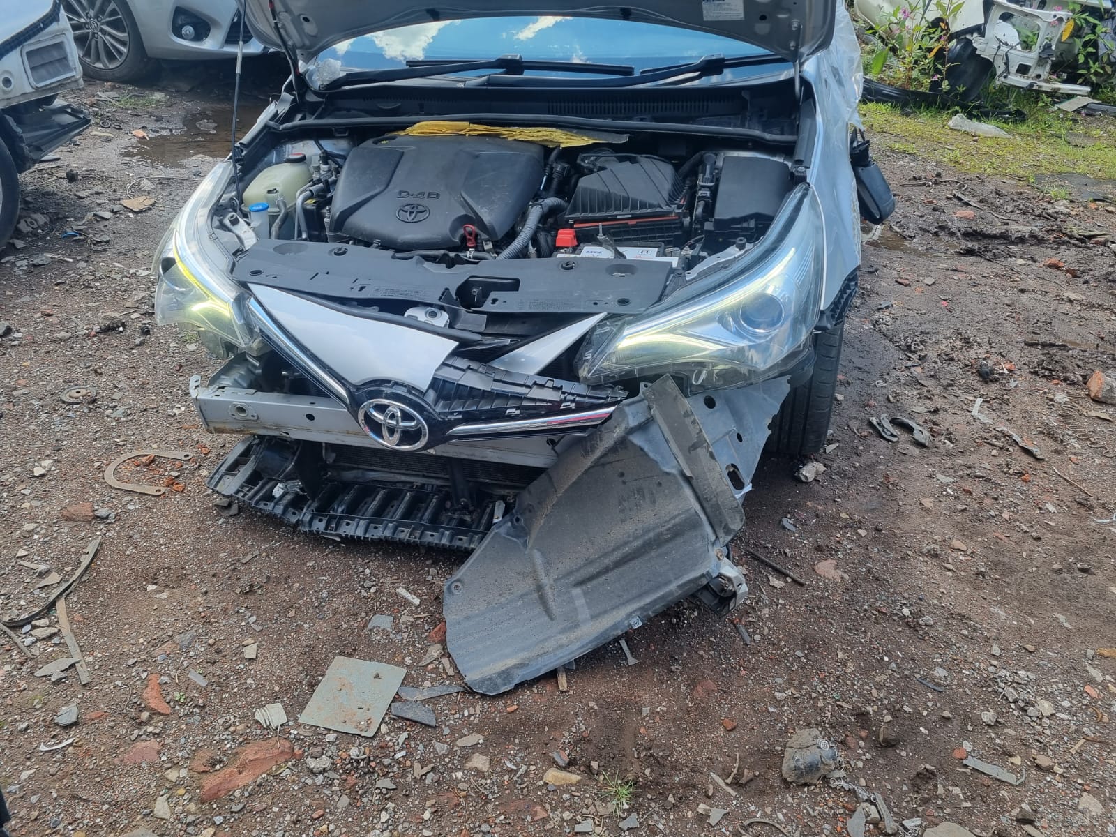 REF 328 TOYOTA AVENSIS ESTATE 2017 1.6D4D 6 SPEED MANUAL