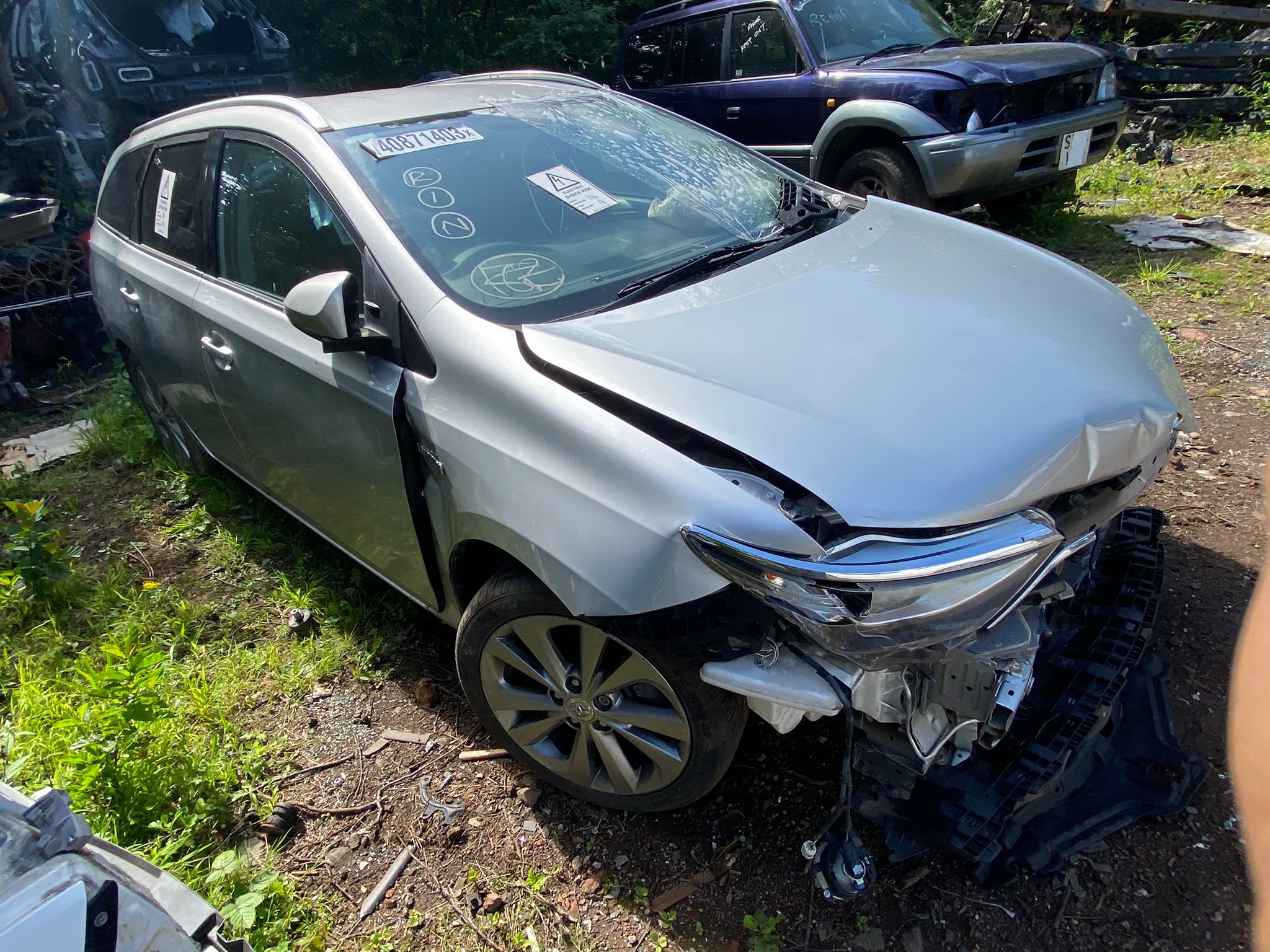 REF 331 TOYOTA AURIS HYBRID ESTATE MK2 2016 1.8 PETROL HYBRID