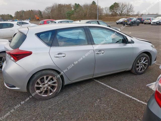 REF 371 TOYOTA AURIS HATCHBACK 2016 1.2 PETROL 6 SPEED MANUAL