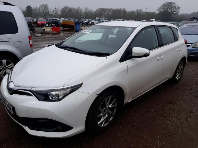 REF 373 TOYOTA AURIS HATCHBACK 2016 MK2 1.6 D4D 6 SPEED MANUAL