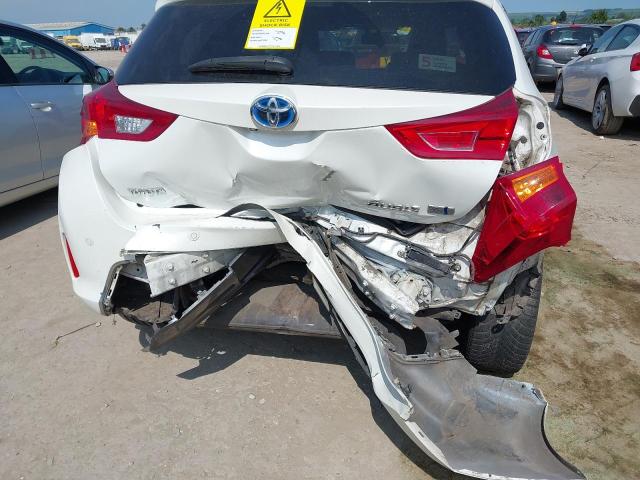 REF 386 TOYOTA AURIS MK2 HATCHBACK 2014 1.8 PETROL / HYBRID  AUTO