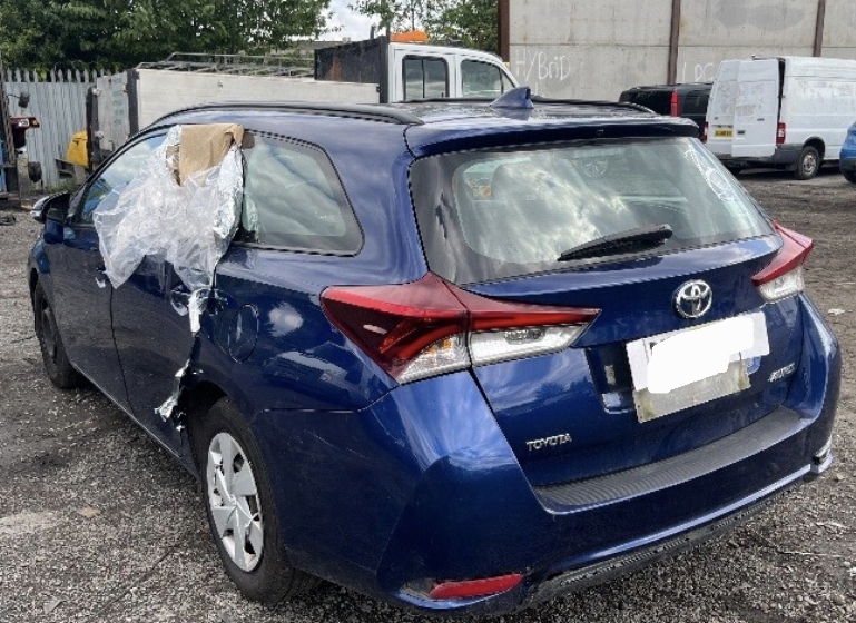 REF 388 TOYOTA  AURIS MK2 ESTATE 2016 1.4D4D 6 SPEED MANUAL
