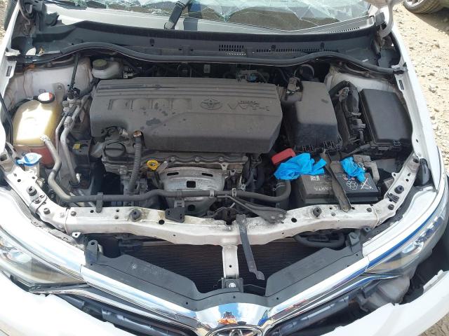 REF 389 TOYOTA AURIS ESTATE 2016 MK2 ACTIVE 1.3 VVTI 6 SPEED MANUAL