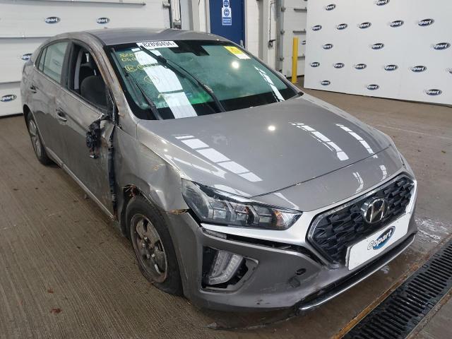 REF 401 HYUNDAI IONIQ 2022 MK1 1580CC PETROL/ELECTRIC SEMI AUTO