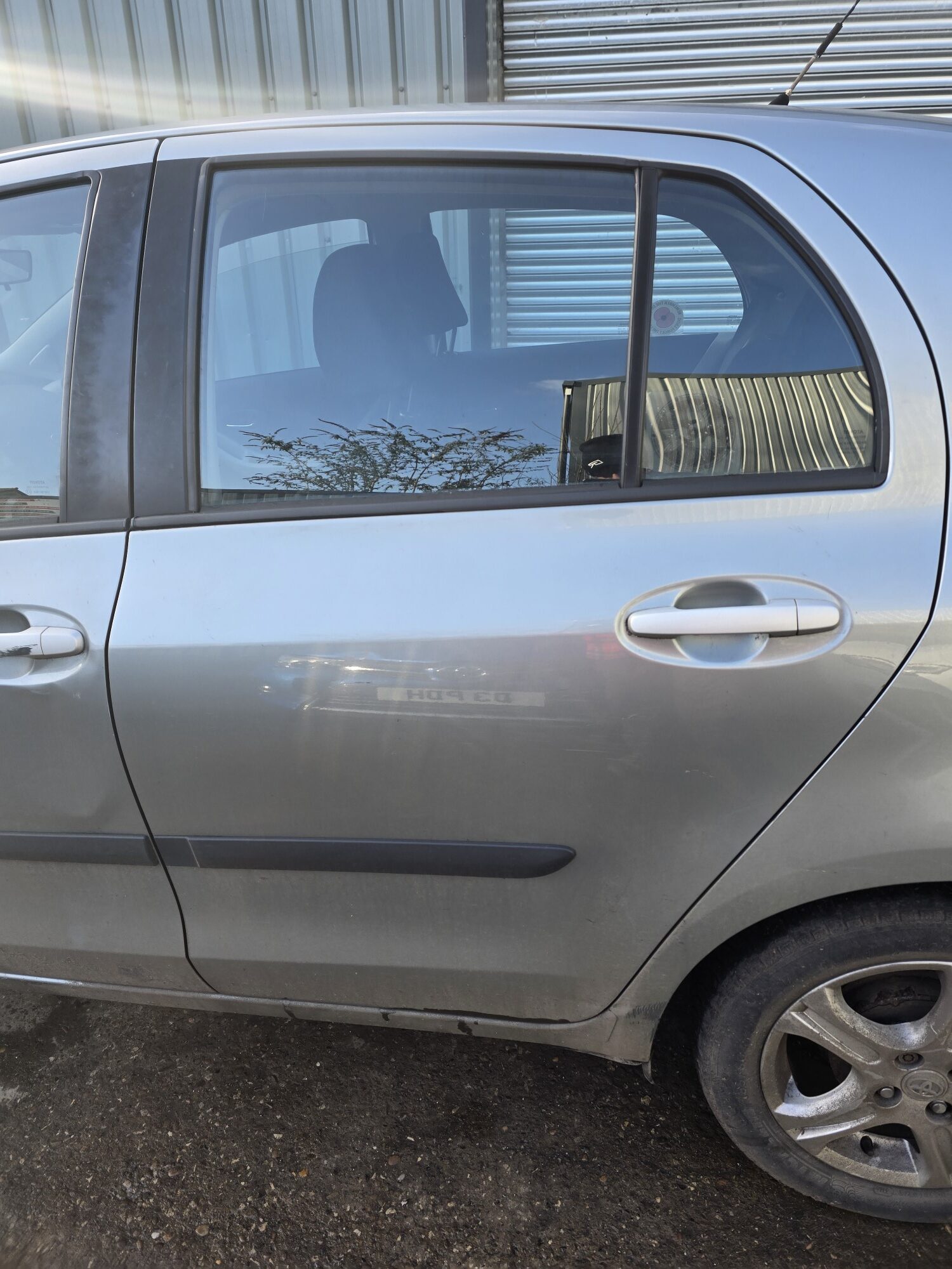 REF 407 TOYOTA YARIS MK2 2010 5DR 1.0 PETROL 1KR-FE MANUAL 5SPD