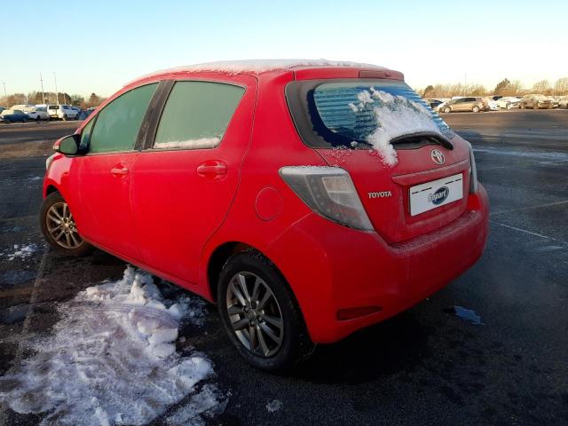 REF 408 TOYOTA YARIS 2013 63 MK3 RED 1.3 PETROL 6 SPEED MANUAL
