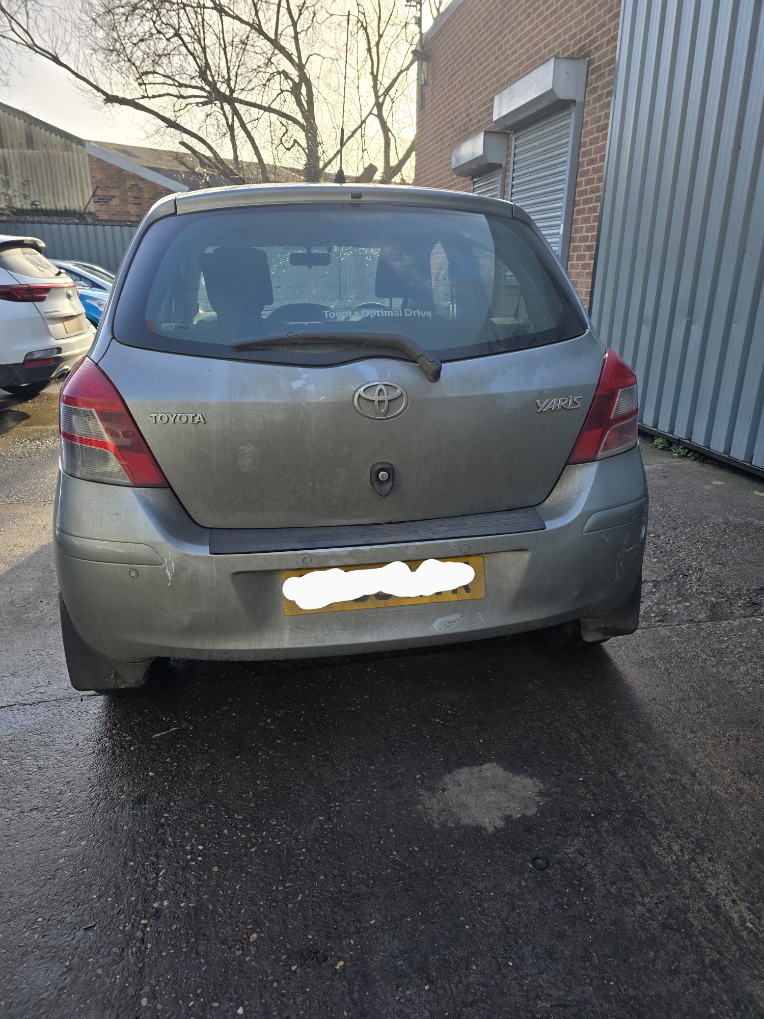 REF 407 TOYOTA YARIS MK2 2010 5DR 1.0 PETROL 1KR-FE MANUAL 5SPD