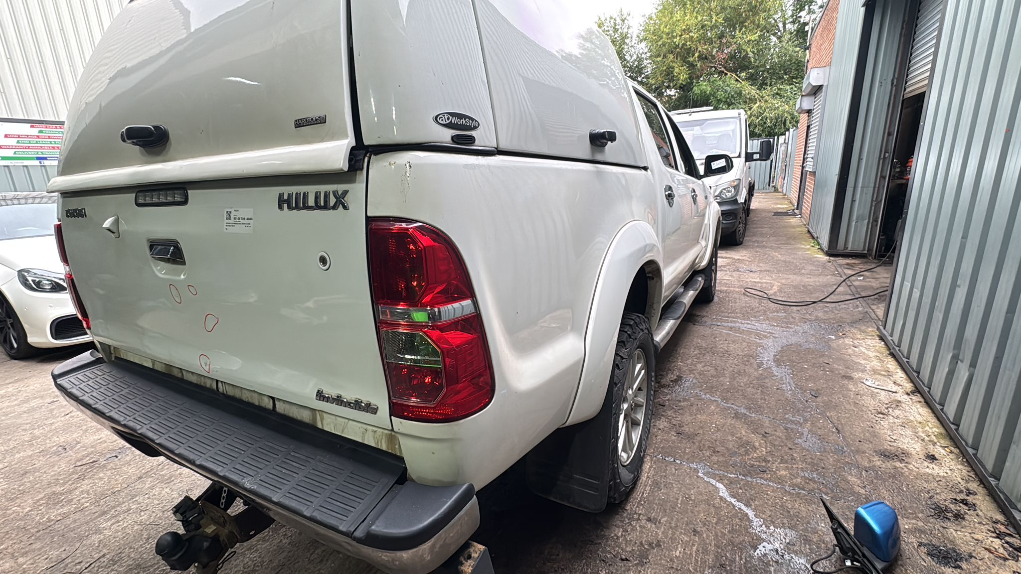 REF 428 TOYOTA HILUX DCB INVINCIBLE 4X4 2014  3.0 D4D  1KD-FTV  5 SPEED MANUAL