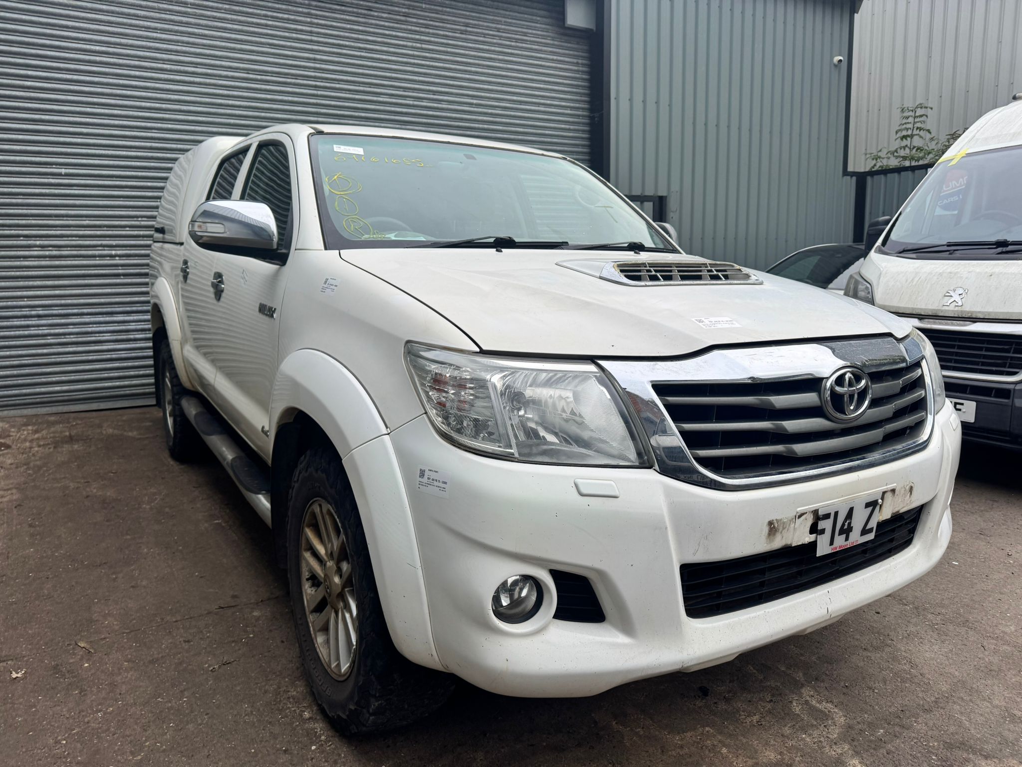 REF 428 TOYOTA HILUX DCB INVINCIBLE 4X4 2014  3.0 D4D  1KD-FTV  5 SPEED MANUAL