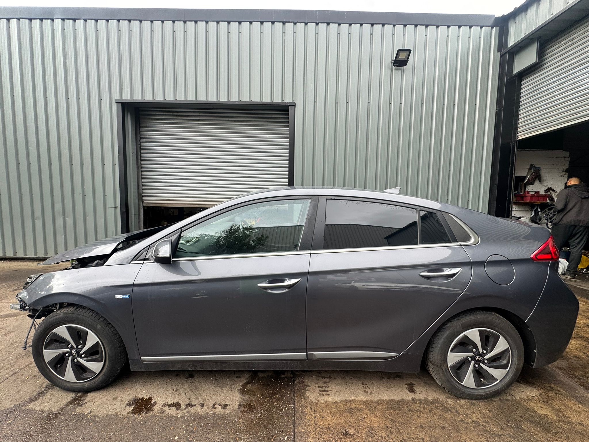 REF 472 HYUNDAI IONIQ PREMIUM 2018 MK1 5 DOOR HATCHBACK 1.6 PETROL/HYBRID