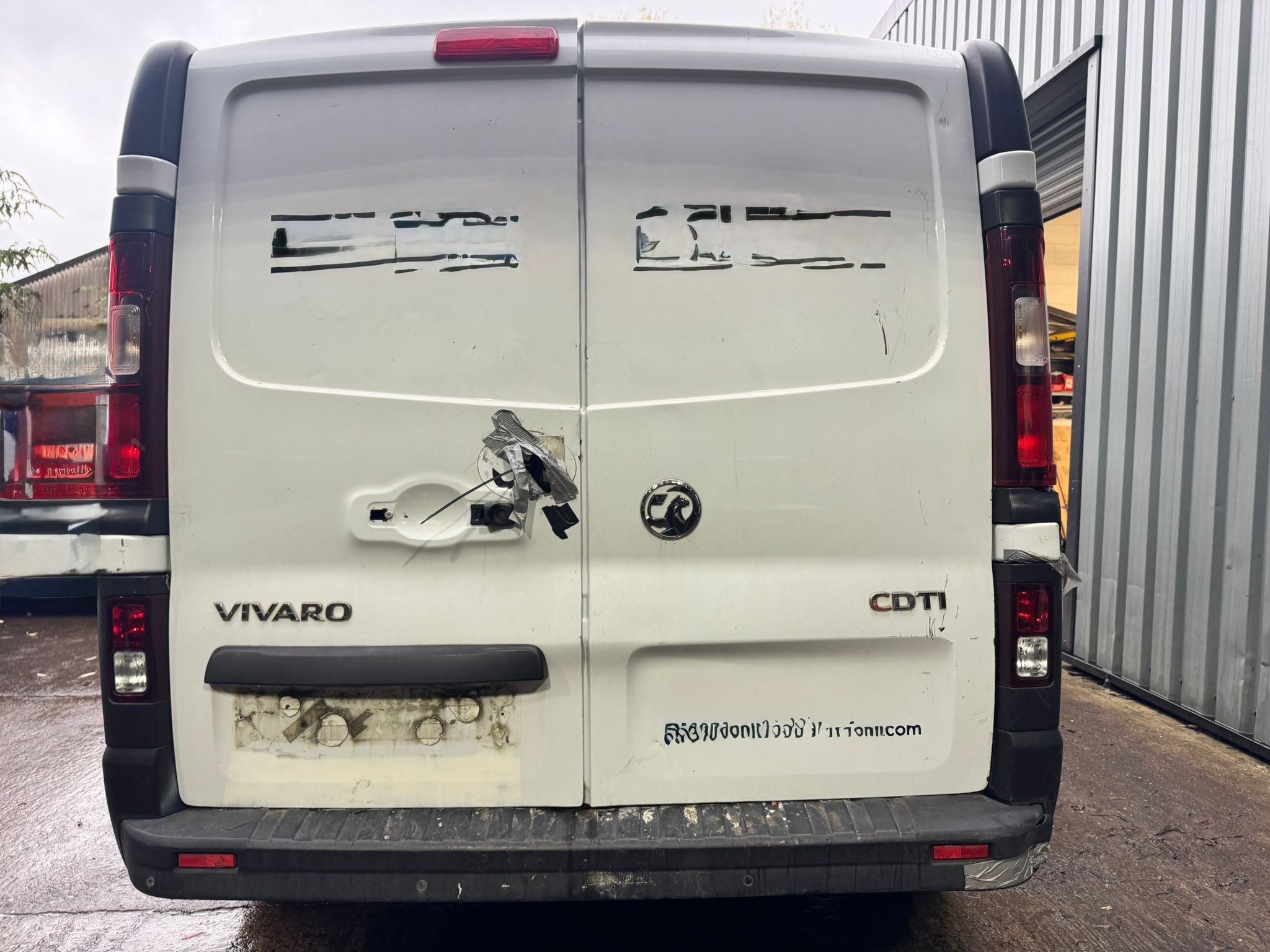 REF 433  VAUXHALL VIVARO 2900 L1H1 CDTI P/V SWB  2014 MK2  1.6 DIESEL  114 BHP  6 SPEED MANUAL