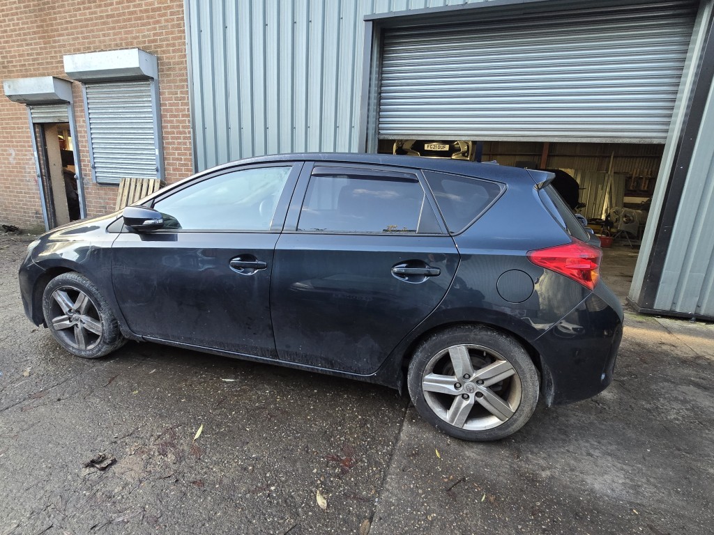 REF 436 TOYOTA AURIS SPORT VALVEMATIC  MK2 (AU5)5 DOOR HATCHBACK PETROL 1598CC