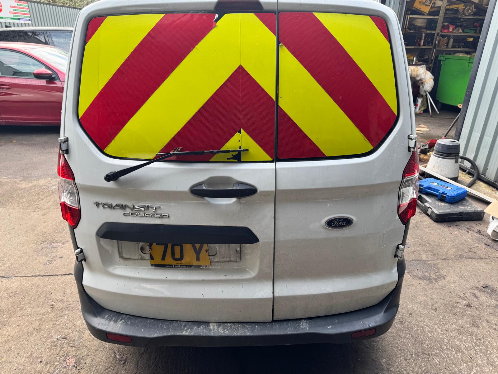 Ref 437 FORD TRANSIT COURIER BASE KOMBI TDCI 5 DOOR MPV DIESEL 2020 6 SPEED MANUAL 1499CC