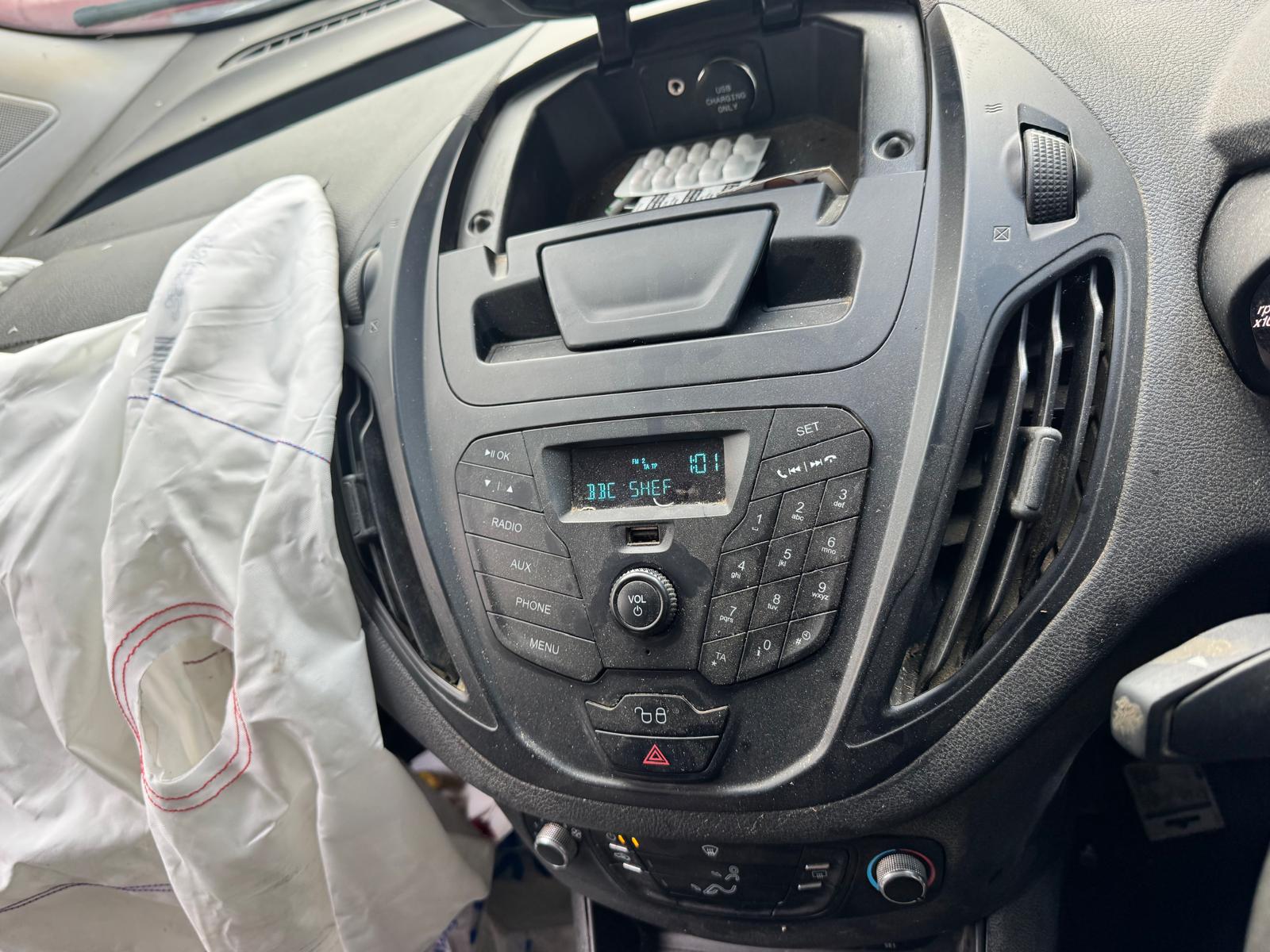 Ref 437 FORD TRANSIT COURIER BASE KOMBI TDCI 5 DOOR MPV DIESEL 2020 6 SPEED MANUAL 1499CC