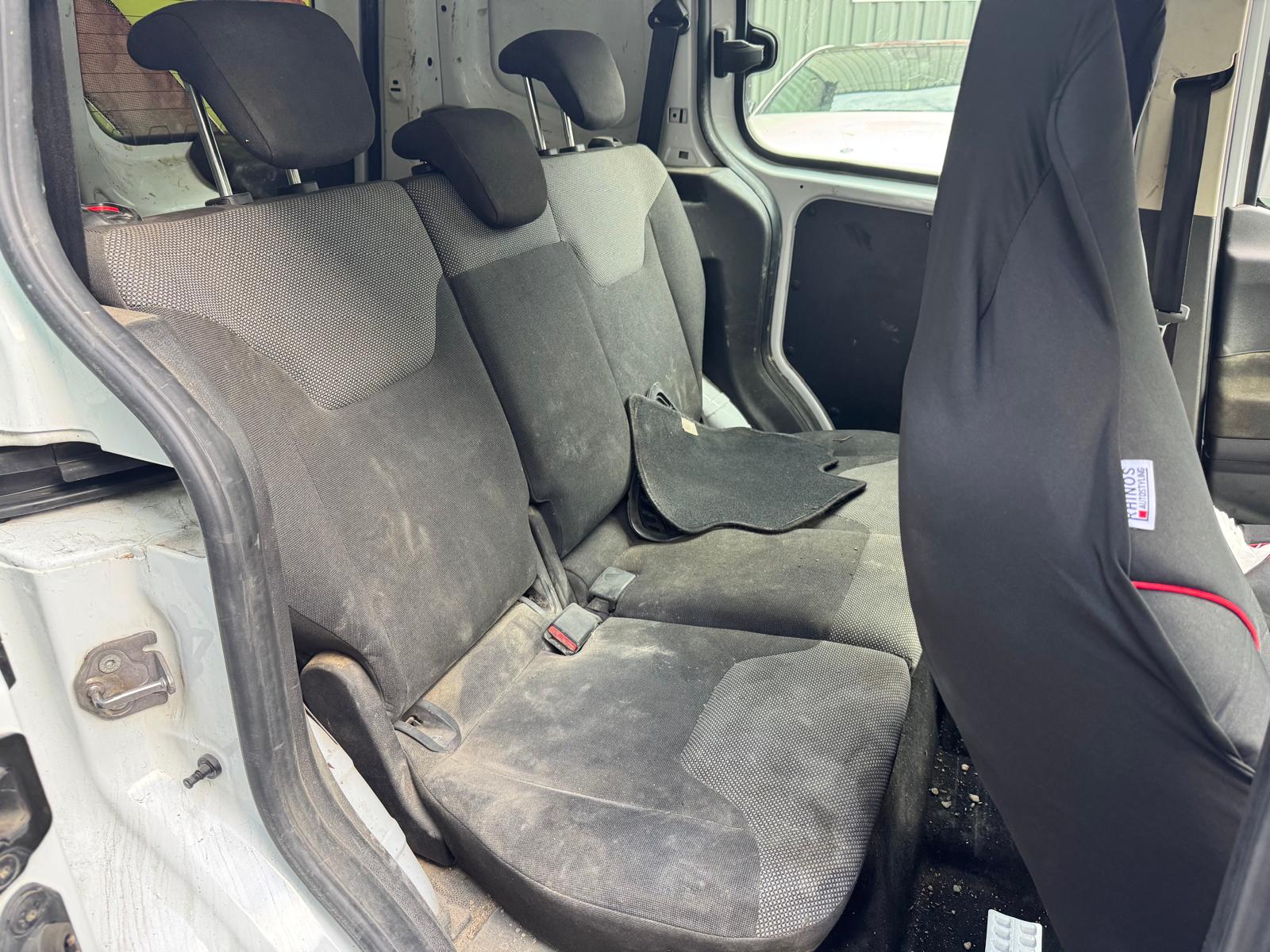 Ref 437 FORD TRANSIT COURIER BASE KOMBI TDCI 5 DOOR MPV DIESEL 2020 6 SPEED MANUAL 1499CC