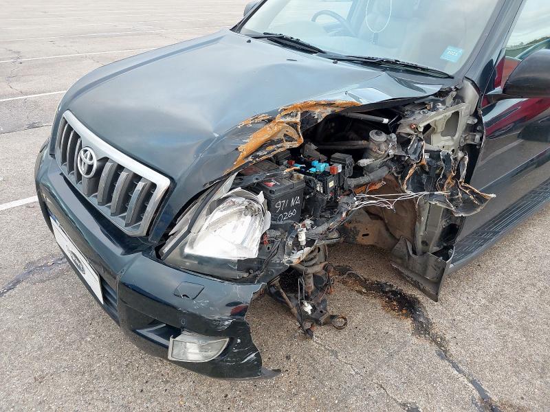 Ref 440 TOYOTA LAND CRUISER INVINCIBLE D-4D 8STR MK2 5 DOOR SUV DIESEL 5 SPEED AUTO 2982CC