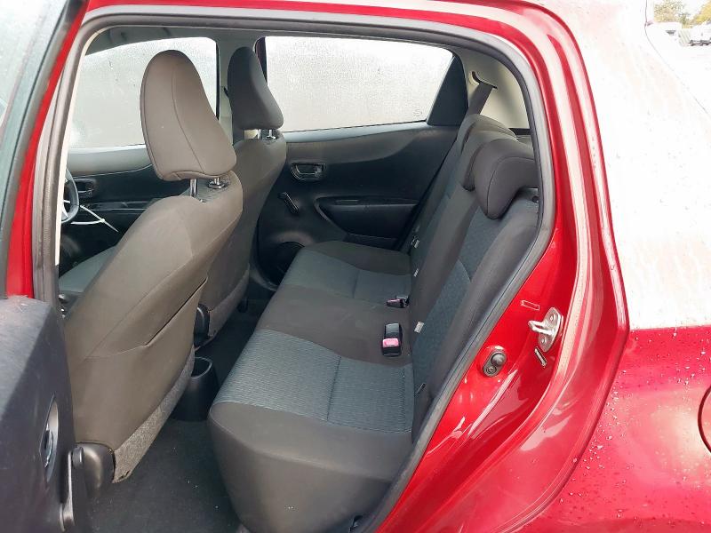 Ref 443 TOYOTA YARIS VVT-I TR MK3  5 DOOR HATCHBACK PETROL  2012  Gearbox 6 SPEED MANUAL Engine Size 1329CC