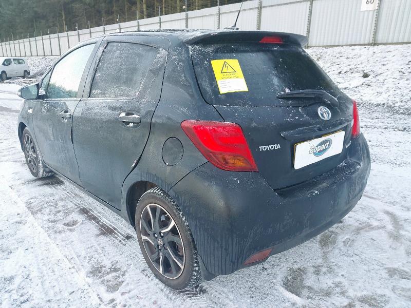 Ref 444 TOYOTA YARIS VVT-I DESIGN M-DRIVE S MK3 5 DOOR HATCHBACK PETROL/ELECTRIC 2017 1 SPEED CVT 1497CC